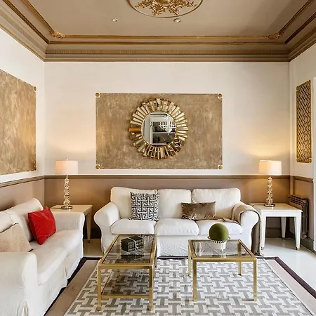 Apartment Hohomes - Centric Design