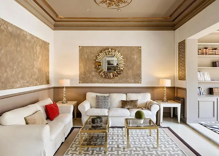 Apartment Hohomes - Centric Design
